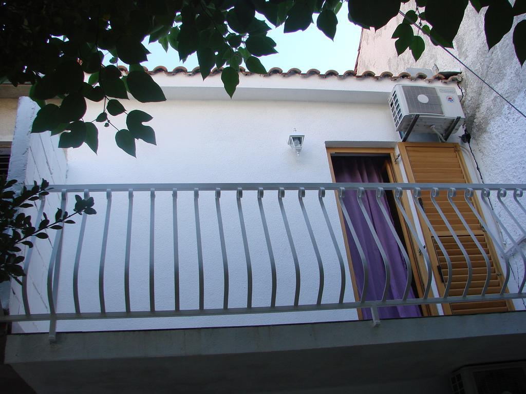 Apartman Restovic Bol Exteriér fotografie