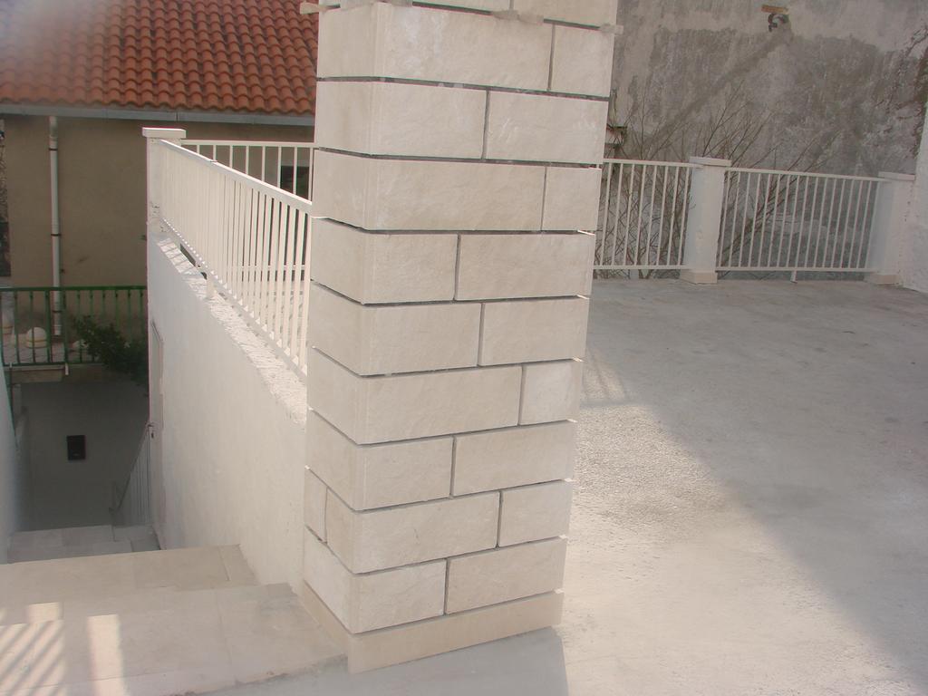 Apartman Restovic Bol Exteriér fotografie