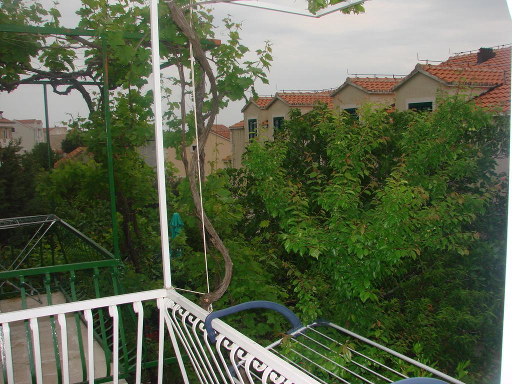 Apartman Restovic Bol Exteriér fotografie
