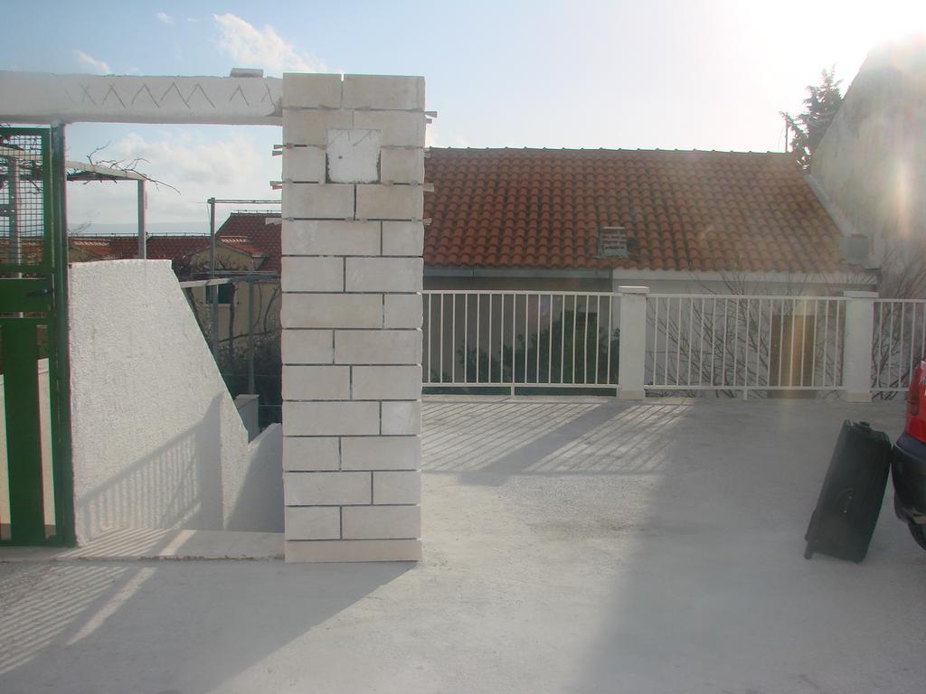 Apartman Restovic Bol Exteriér fotografie