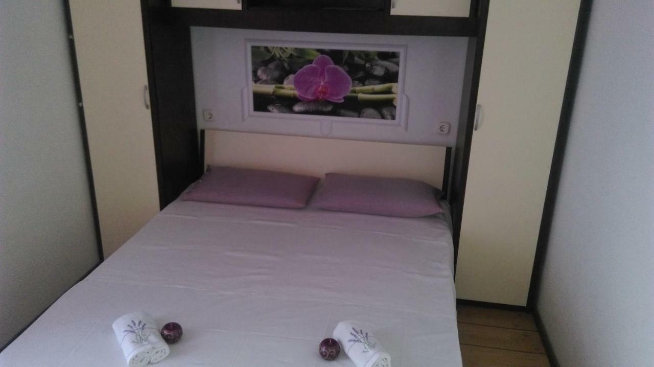 Apartman Restovic Bol Exteriér fotografie