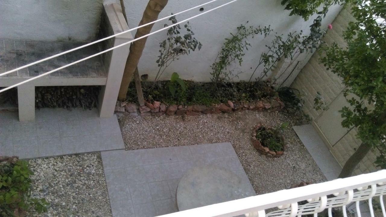 Apartman Restovic Bol Exteriér fotografie