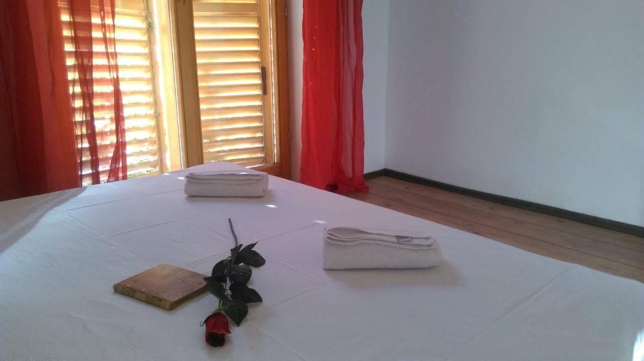 Apartman Restovic Bol Exteriér fotografie